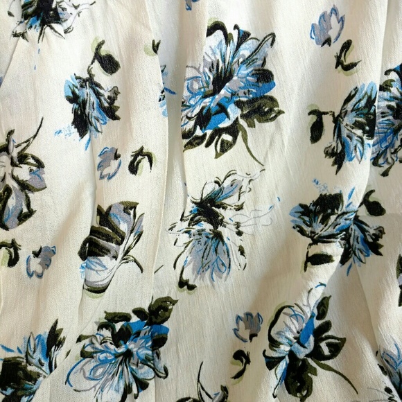 🔴LAST ONE🔴🌿OFF SHOULDER BLOUSE🌿 - Picture 5 of 5