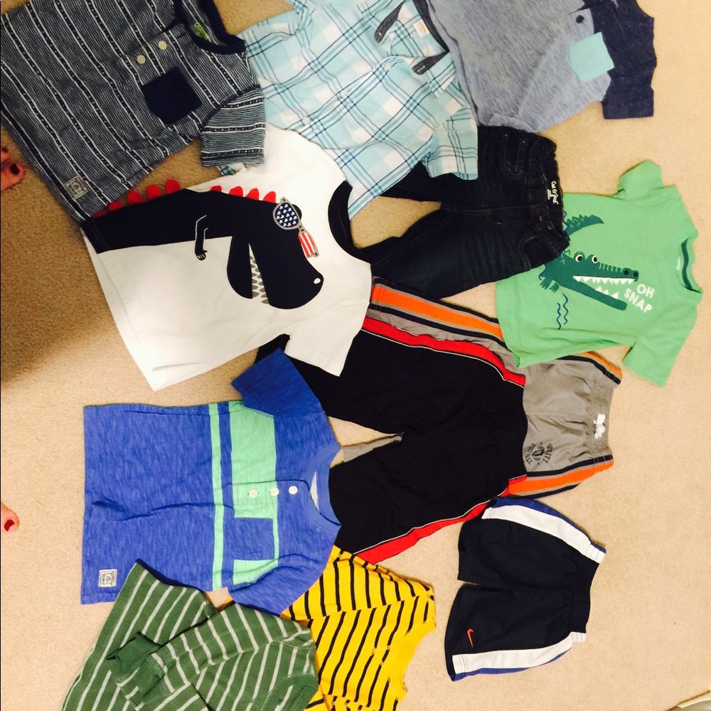 24mo and 2t boys clothes. Great condition.