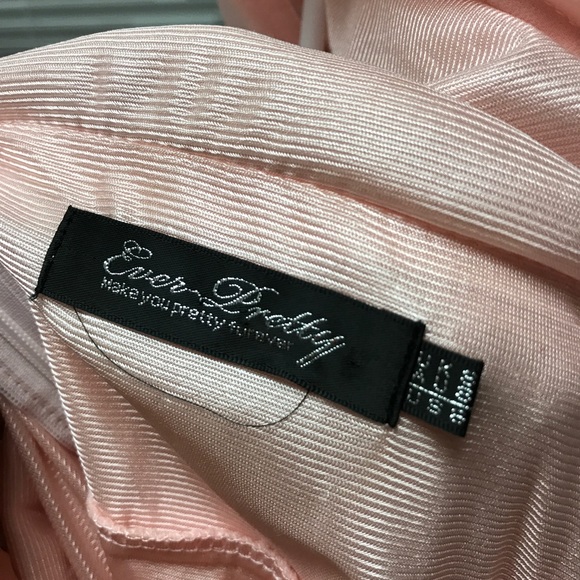 Baby pink bridesmaids dress - Picture 4 of 6