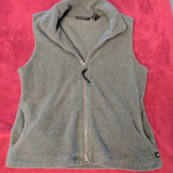 Express Vest - Picture 1 of 3
