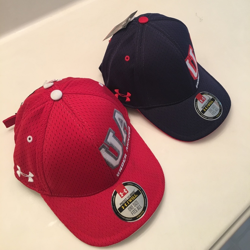2 Under Armour UA Youth big logo caps Hat