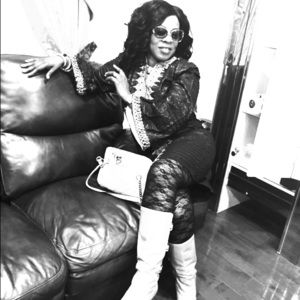 Meet your Posher, Lilian