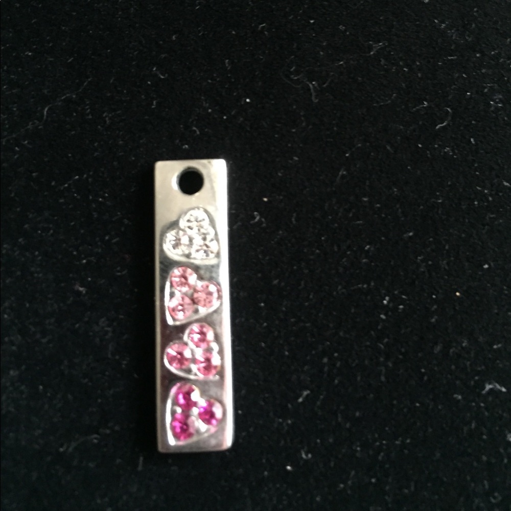 Lia Sophia 4 heart pendant ❤️