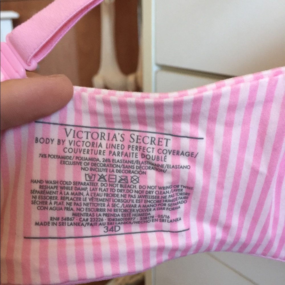 Victoria Secret bra - Picture 2 of 2