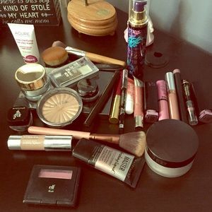 Huge lot of makeup. Most brand new!
