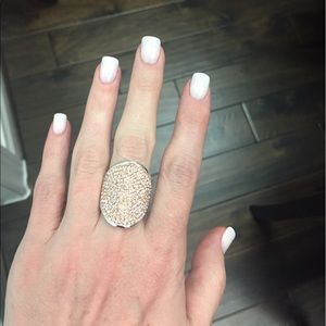 Henri Bendel ring