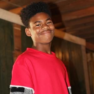 Meet your Posher, Qwary