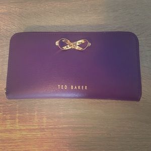 Ted Baker zip around wallet