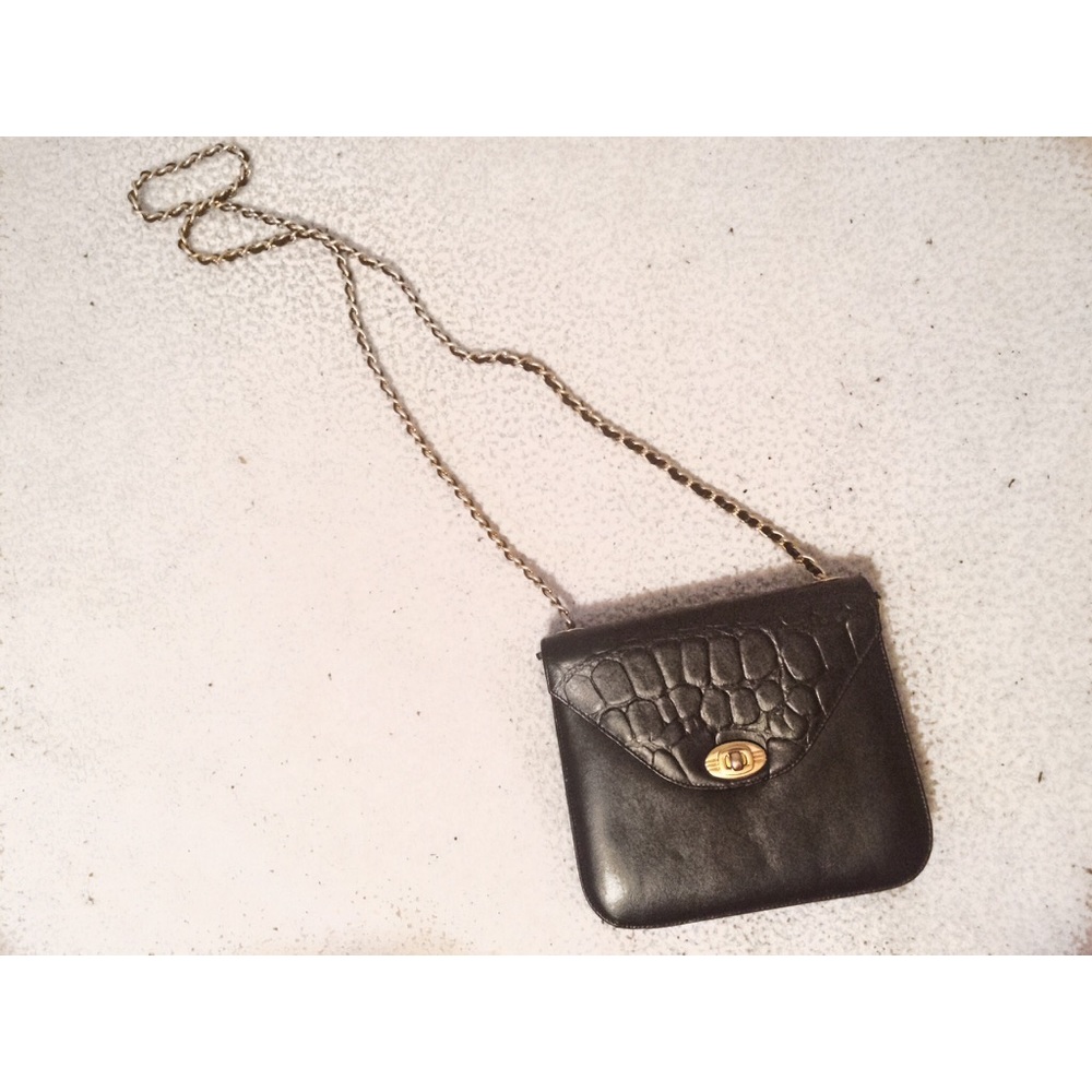 Black purse