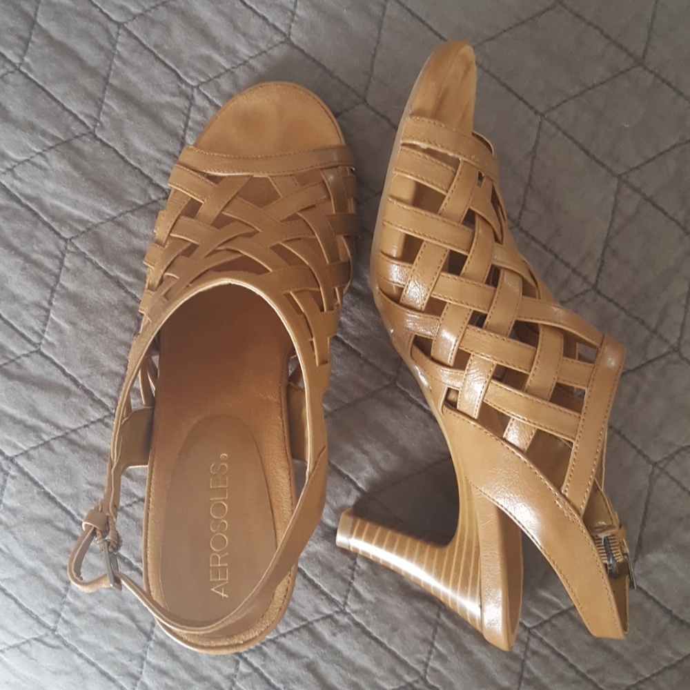Beige Aerosoles Heels
