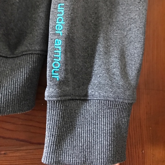 Grey Women's M Under Armour hoodie - Picture 4 of 4
