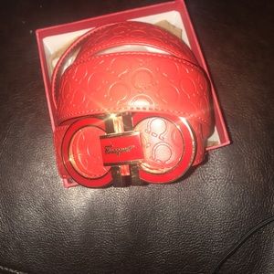 ferragamo belt(red/gold)