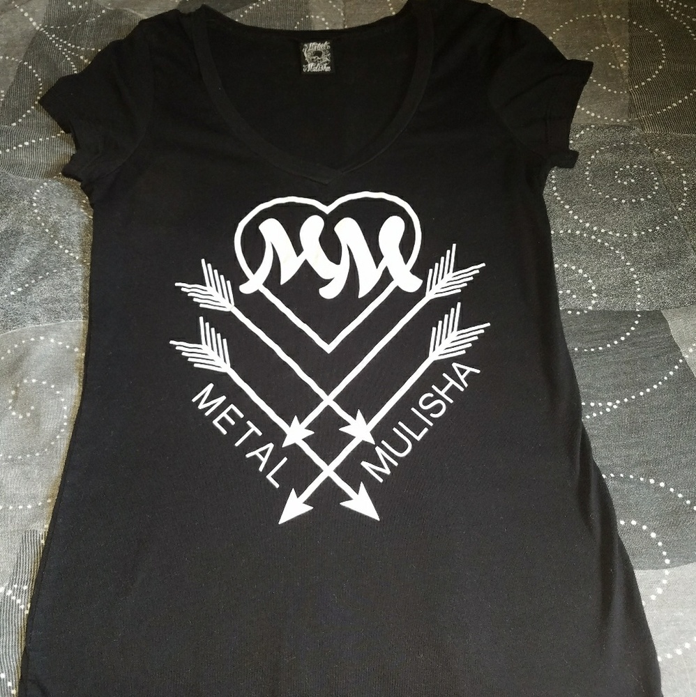Metal Mulisha large black v-neck shirt