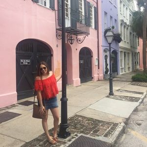 Meet your Posher, Sara