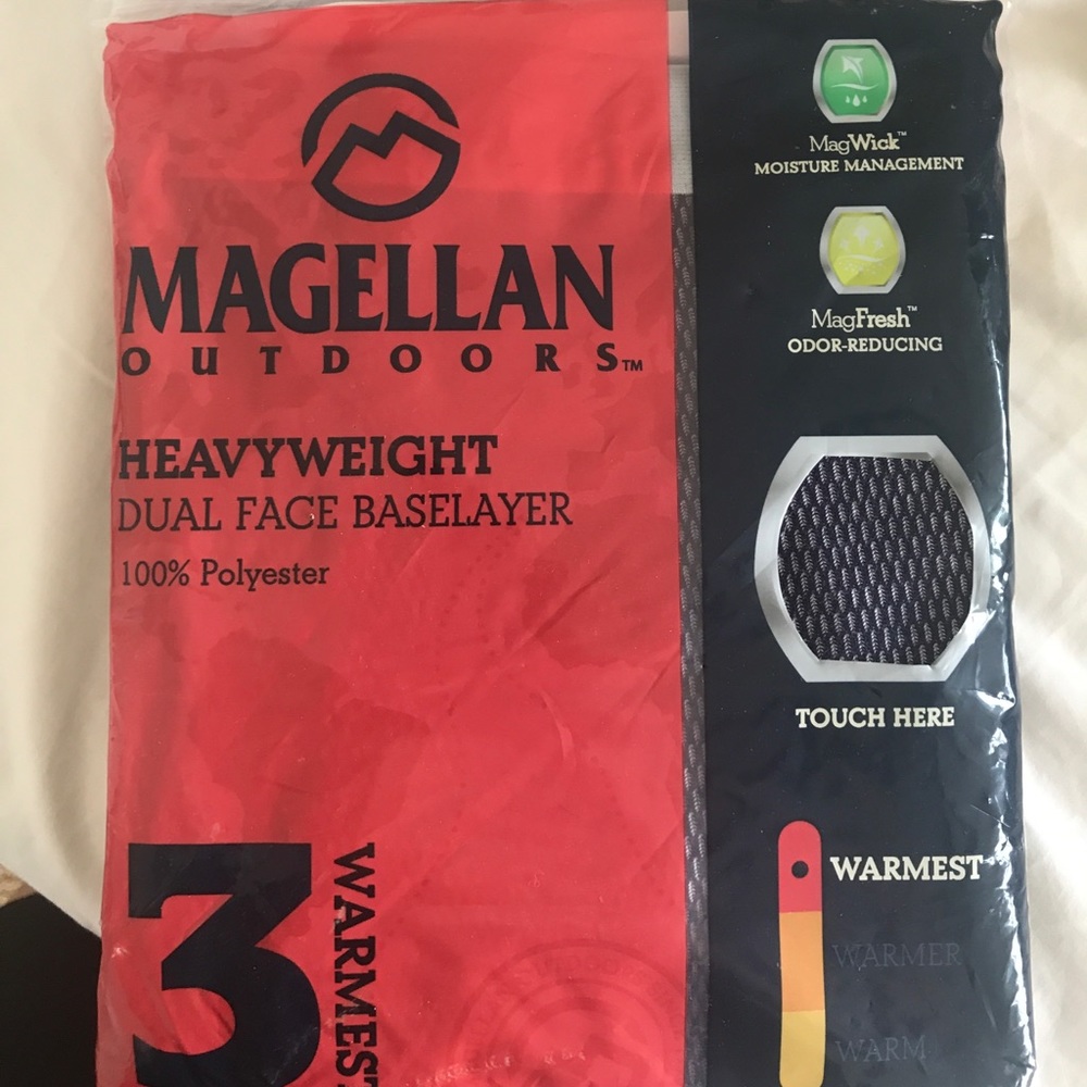 New unopened in bag men's size medium thermals