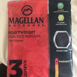 New unopened in bag men's size medium thermals