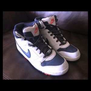 Nike Air Prestige III