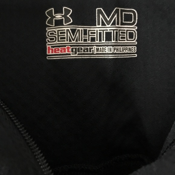 Women's M black Under Armour running shirt - Picture 3 of 5
