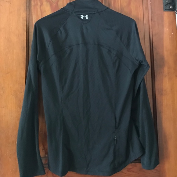 Women's M black Under Armour running shirt - Picture 4 of 5
