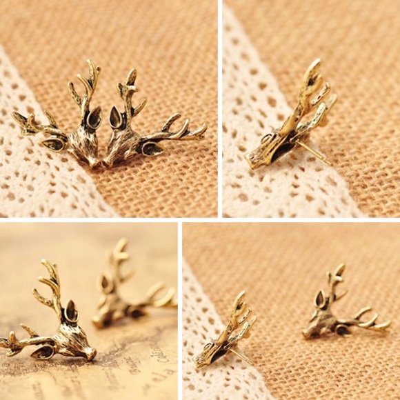 🆕 Oh Deer! Cute Deer Stud Earrings - Picture 3 of 5