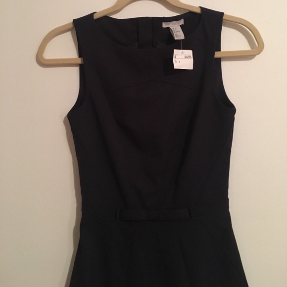 Fun dress for any occasion! - Picture 3 of 8