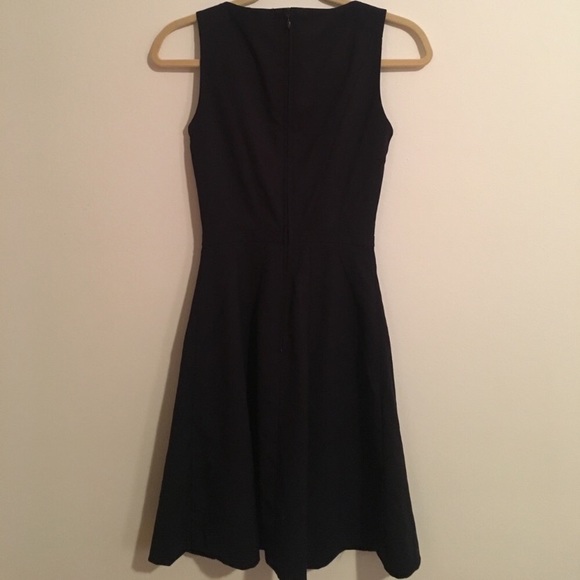 Fun dress for any occasion! - Picture 6 of 8