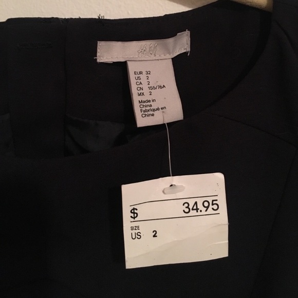 Fun dress for any occasion! - Picture 7 of 8