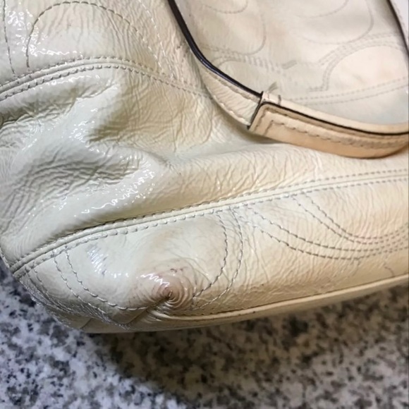 Coach Cream Purse/ bag - Picture 4 of 4