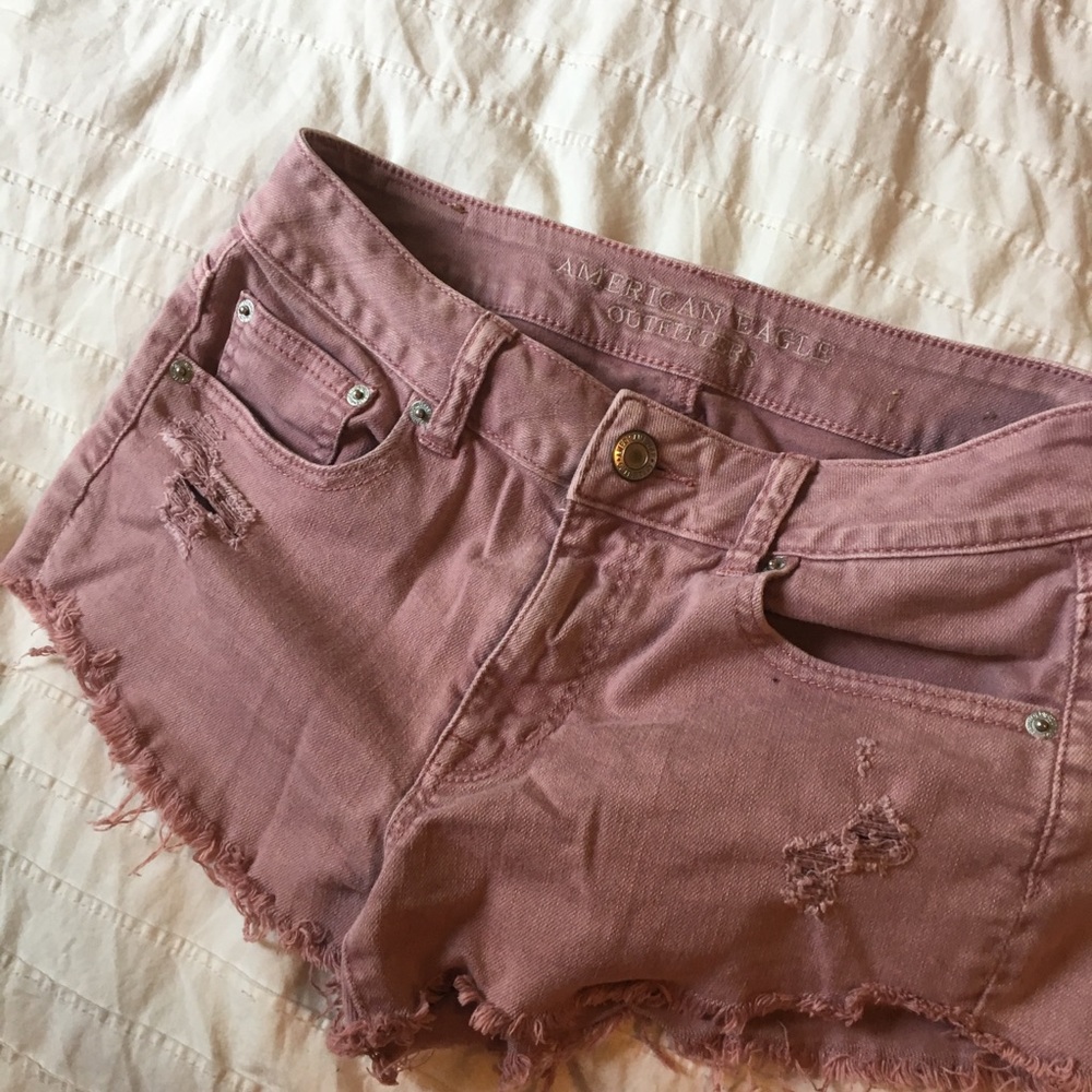 American eagle dusty pink shorts