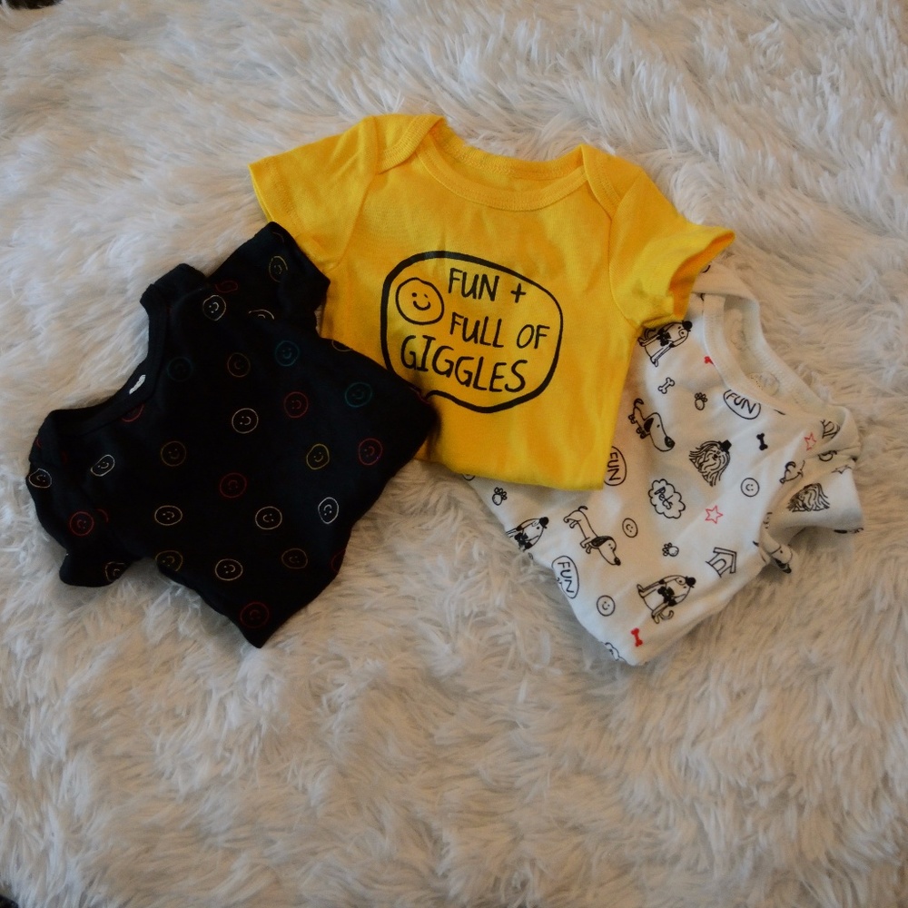Smiley Face Onesies Set