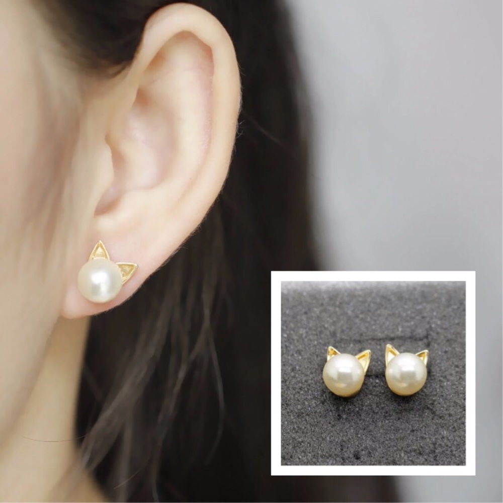 🆕 "Here Kitty Kitty" Stud Earrings