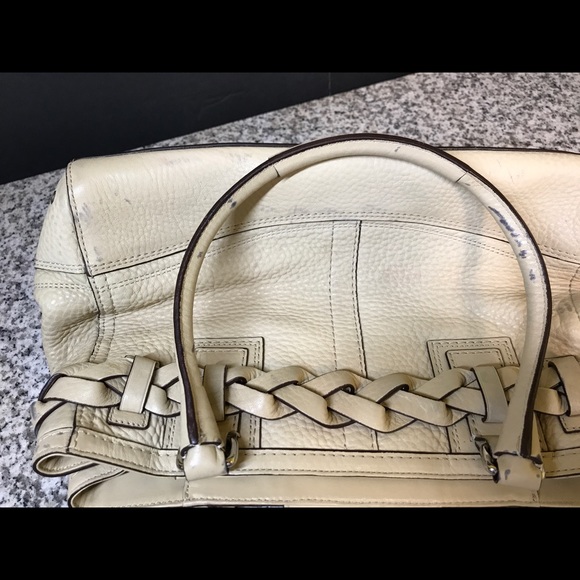 Coach Cream Purse/ bag - Picture 3 of 4