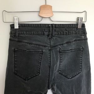 [$6] 🖤 Silence+Noise Twig Jeans