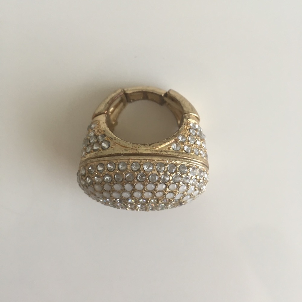 Statement Ring - Picture 2 of 3