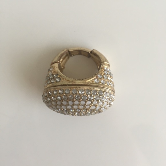 Statement Ring - Picture 2 of 3