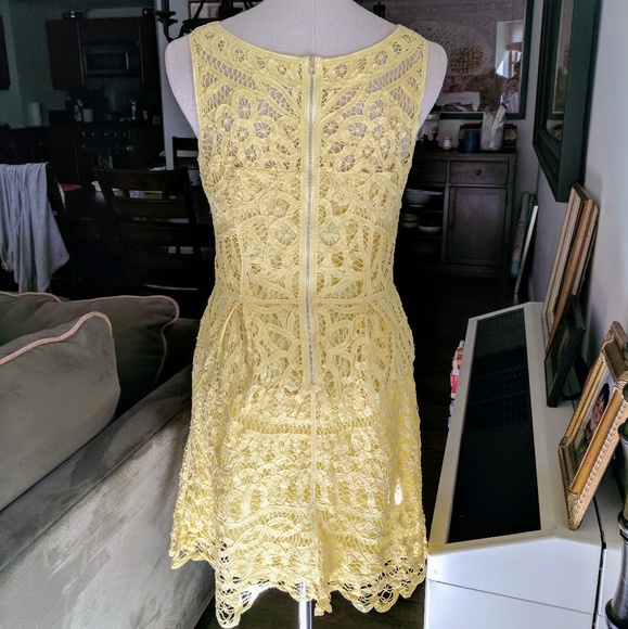 🎉SOLD🎉 Lilly Pulitzer Foley Dress Small - Picture 3 of 6