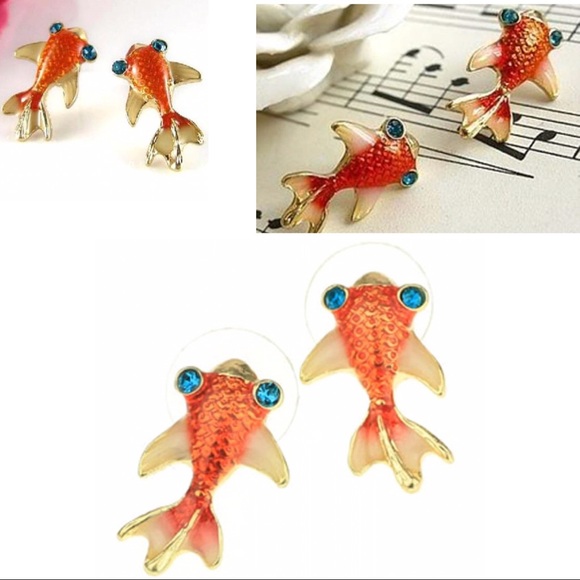 🆕 "Don't Be Koi" Stud Earrings - Picture 2 of 2