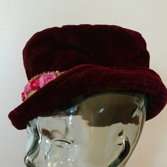 Hat - Picture 2 of 4