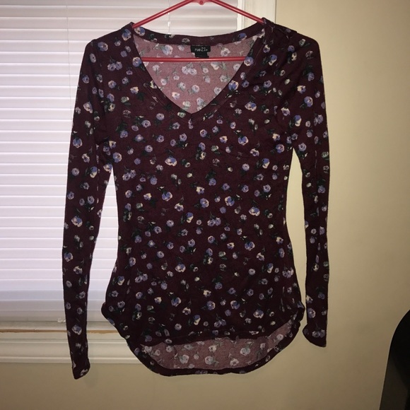 Shirts - Picture 4 of 8