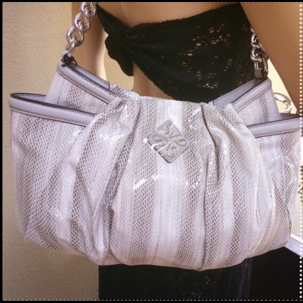 ☄️SOLD☄️NWT Vera Wang Bag with faux snakeskin