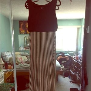 Forever 21 stripped maxi dress