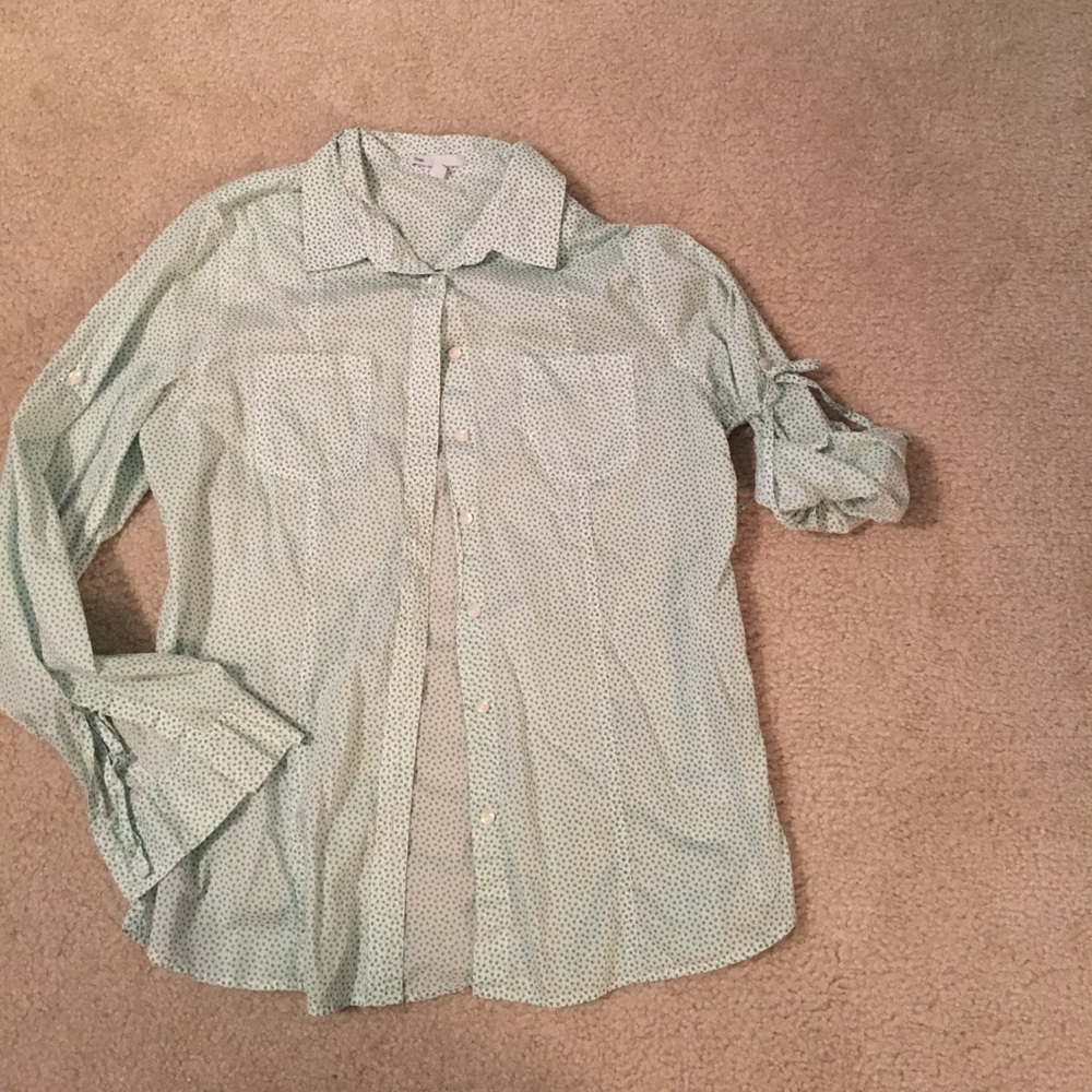 Gap button up