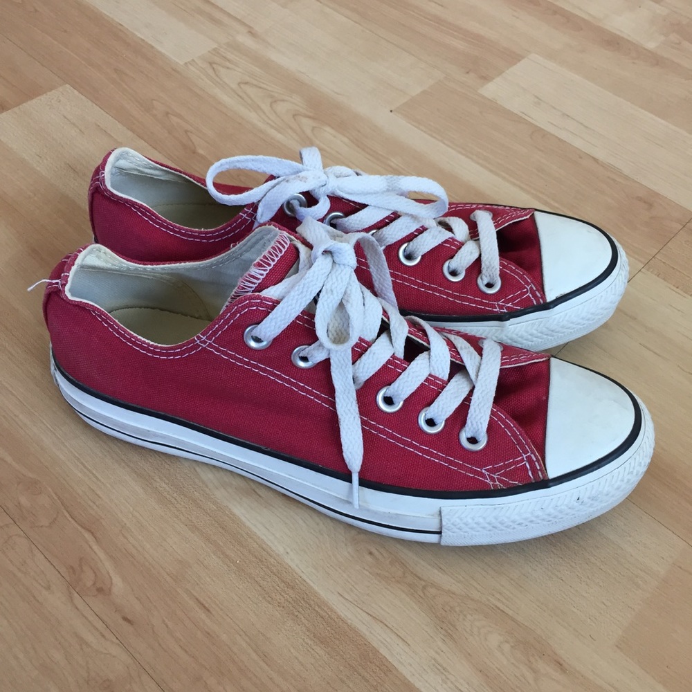 Red converse