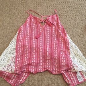 Fun detailed lace tank top