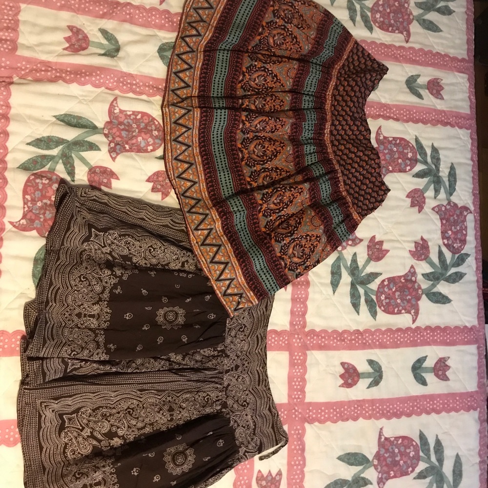 Lot of 2 skirts*boho chic*blue plate*womens medium