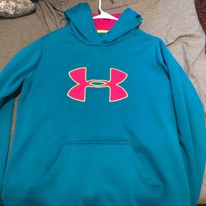 Under Aurmor Hoodie Size Medium