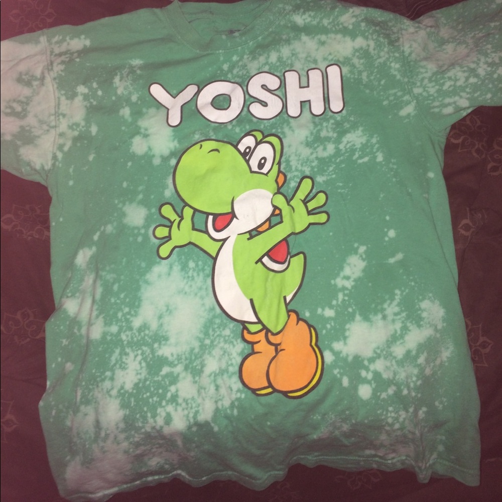 Unisex Custom Bleached Yoshi T Shirt Size M!!