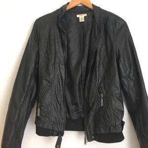 🛍Cute leather looking jacket