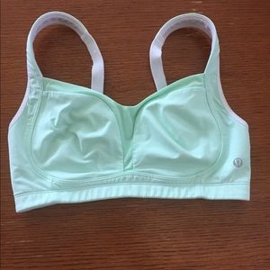 lululemon sports bra