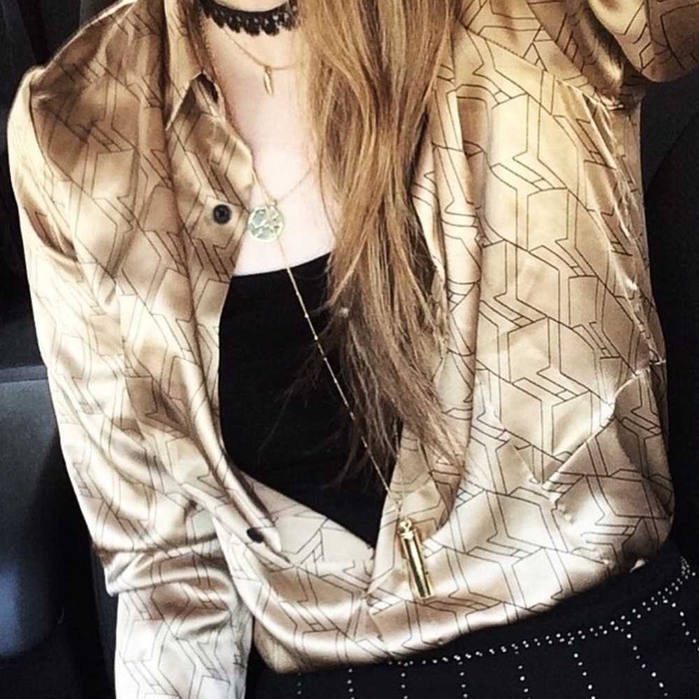 $370 RAG & BONE SILK SHIRT - Picture 7 of 8